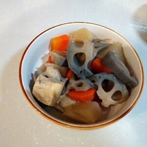 「楽しておいしい」根菜と焼き豆腐の煮物